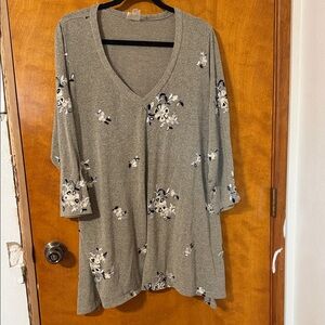 fig and flower Olive Green Floral V-Neck Tunic